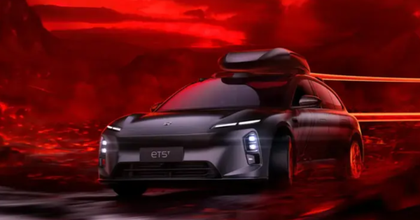 富兴配资端 蔚来新ET5T暗影套装限定车型发布，赛博科幻风格，限量555台